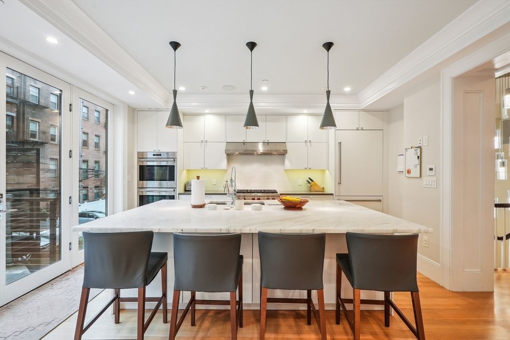 196 West Springfield St 1, Boston, MA 02118