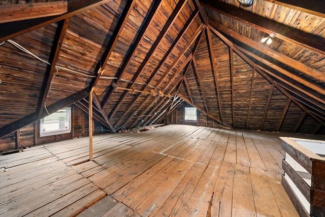 261 Third St, Lowell, MA 01850