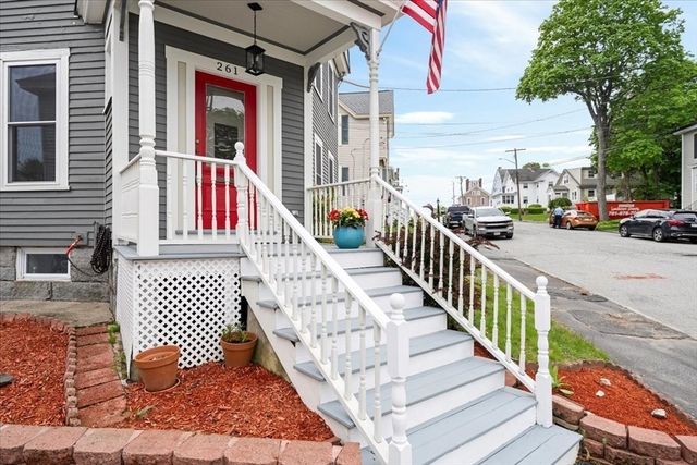 261 Third St, Lowell, MA 01850