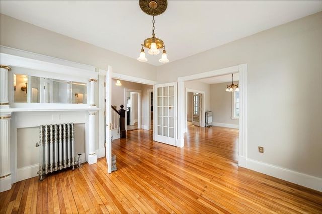 261 Third St, Lowell, MA 01850