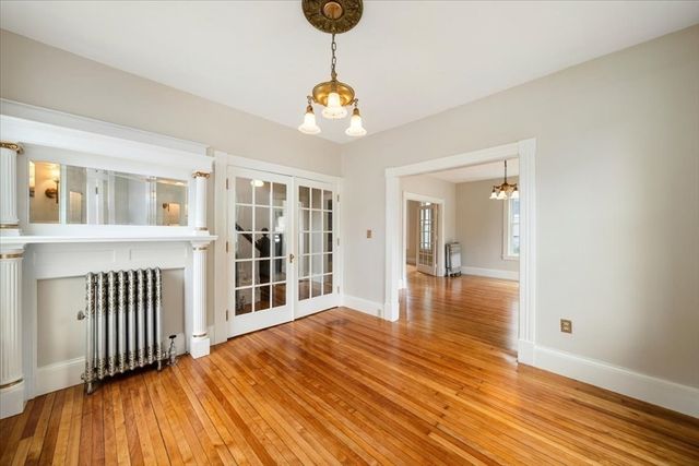 261 Third St, Lowell, MA 01850