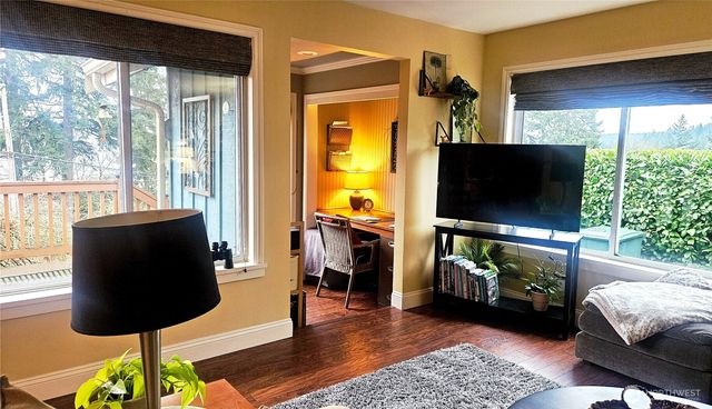 6234 NE 182nd Street, Kenmore, WA 98028