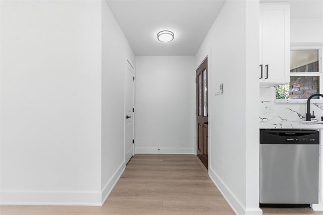 7502 Woodsman Trail, Houston, TX 77040