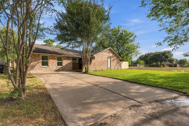 7502 Woodsman Trail, Houston, TX 77040