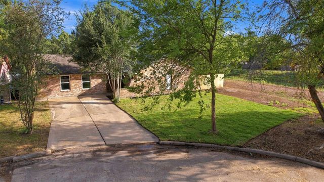 7502 Woodsman Trail, Houston, TX 77040