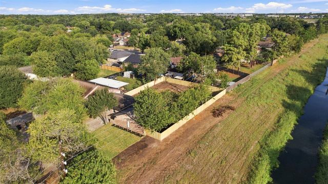 7502 Woodsman Trail, Houston, TX 77040