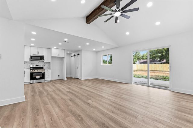 7502 Woodsman Trail, Houston, TX 77040