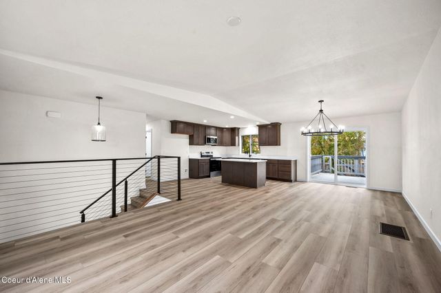 1625 E Tall Timber Loop, Post Falls, ID 83854