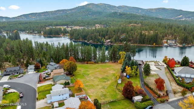 1625 E Tall Timber Loop, Post Falls, ID 83854