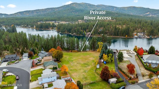 1625 E Tall Timber Loop, Post Falls, ID 83854