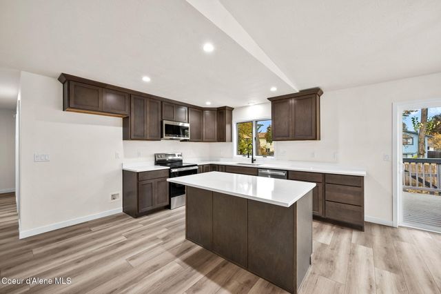 1625 E Tall Timber Loop, Post Falls, ID 83854