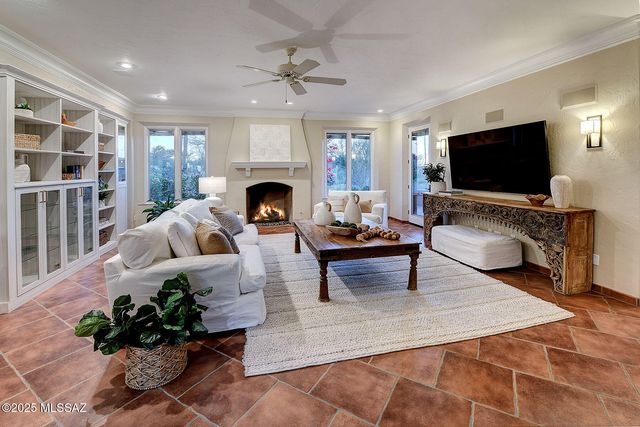 3613 E Placita Lindura, Tucson, AZ 85718