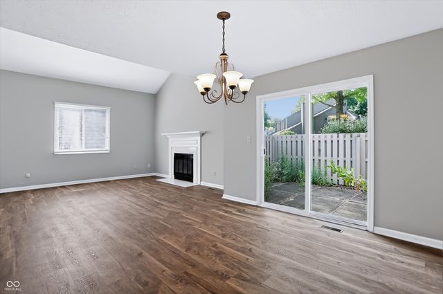 512 Conner Creek Drive, Fishers, IN 46038