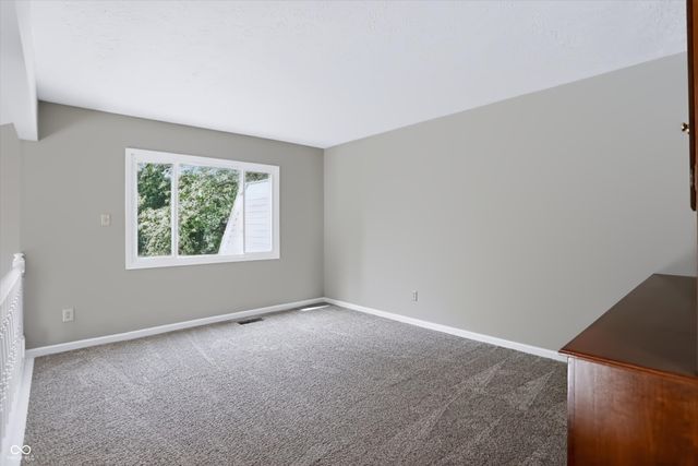 512 Conner Creek Drive, Fishers, IN 46038