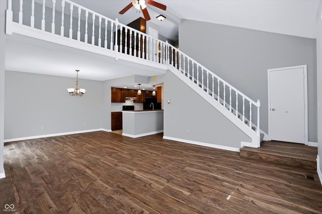 512 Conner Creek Drive, Fishers, IN 46038