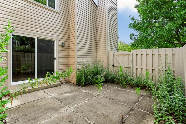 512 Conner Creek Drive, Fishers, IN 46038