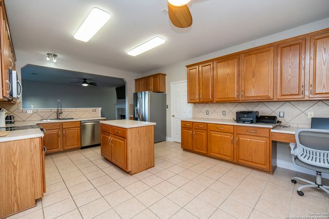 2243 Sunderidge, San Antonio, TX 78260