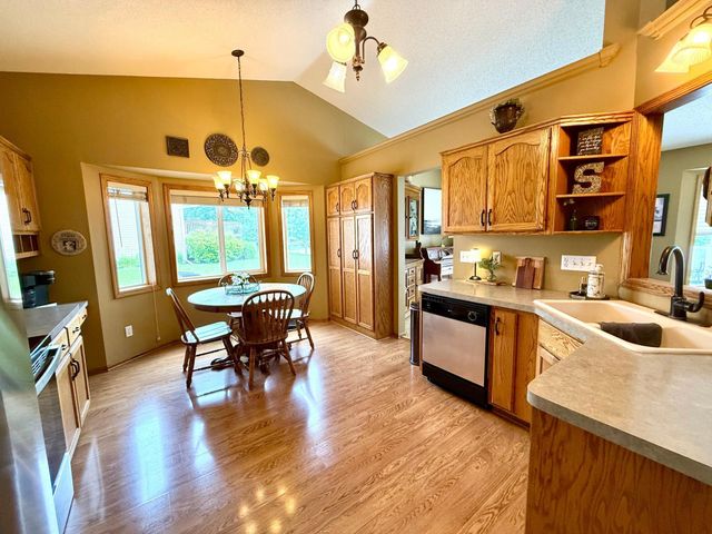 10539 56th Street NE, Albertville, MN 55301