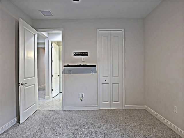 7652 Cypress Walk DR, Fort Myers, FL 33966