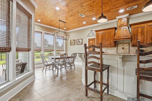 18198 Villa Trace Ave, Greenwell Springs, LA 70739