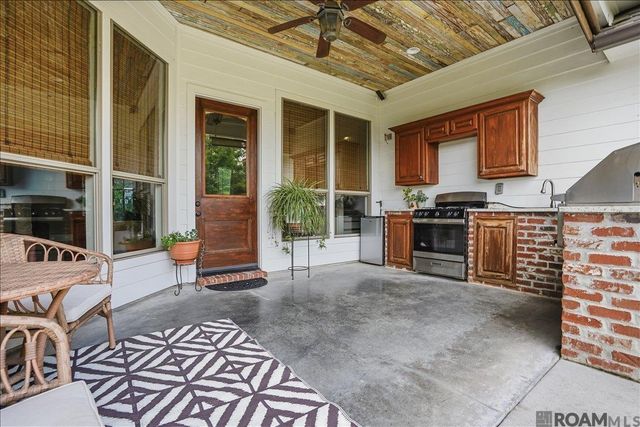 18198 Villa Trace Ave, Greenwell Springs, LA 70739