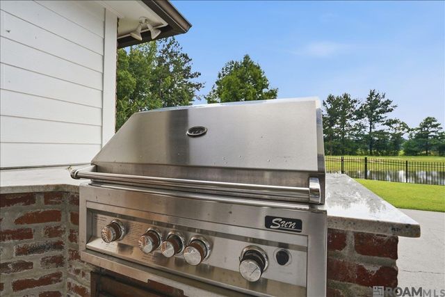 18198 Villa Trace Ave, Greenwell Springs, LA 70739