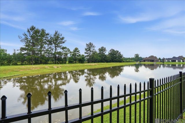 18198 Villa Trace Ave, Greenwell Springs, LA 70739
