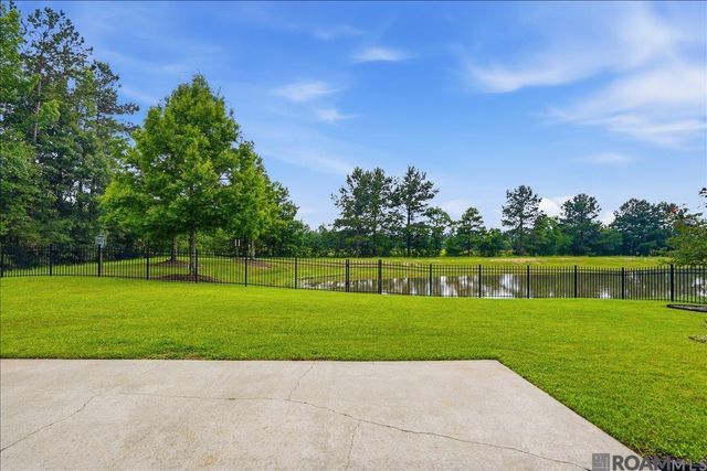 18198 Villa Trace Ave, Greenwell Springs, LA 70739