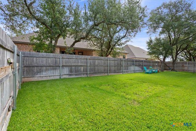 1330 Logan Boulevard, Salado, TX 76571