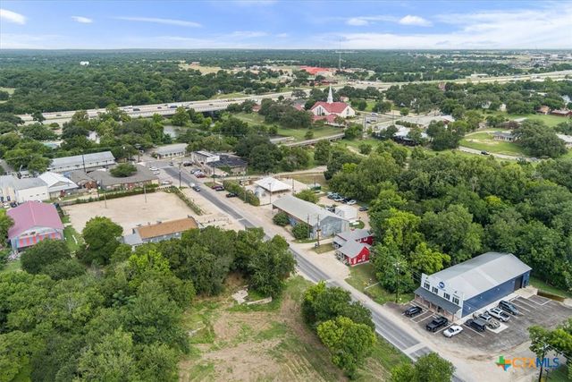 1330 Logan Boulevard, Salado, TX 76571