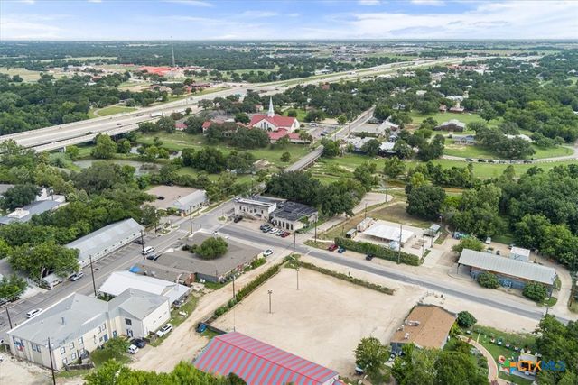 1330 Logan Boulevard, Salado, TX 76571