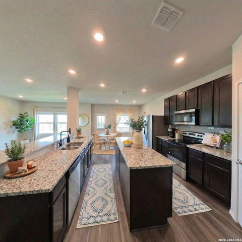 312 Saddle Leaf, Cibolo, TX 78108