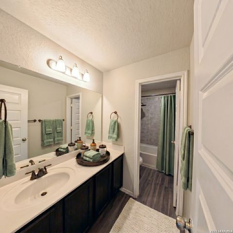 312 Saddle Leaf, Cibolo, TX 78108