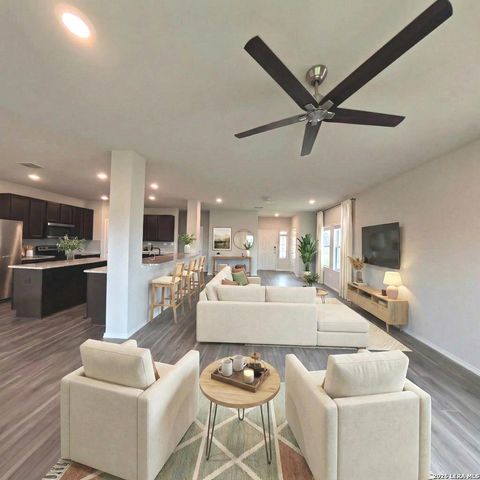 312 Saddle Leaf, Cibolo, TX 78108