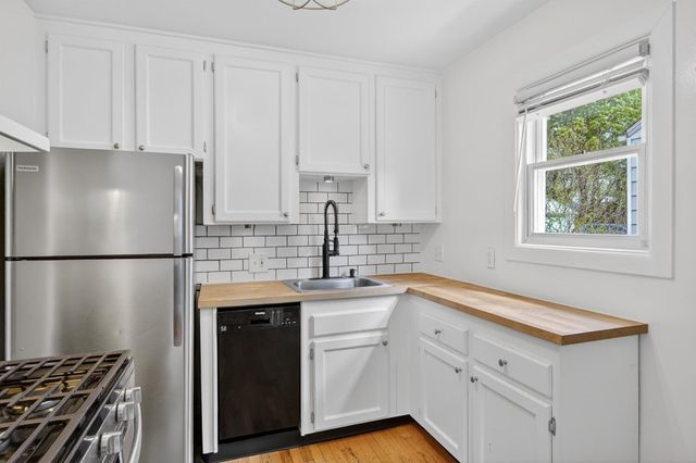 9608 Tecumseh Avenue, Redford Charter Twp, MI 48239