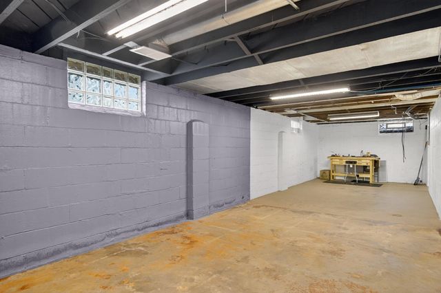 9608 Tecumseh Avenue, Redford Charter Twp, MI 48239