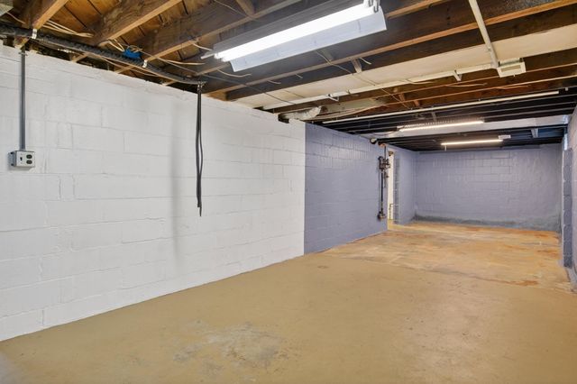9608 Tecumseh Avenue, Redford Charter Twp, MI 48239