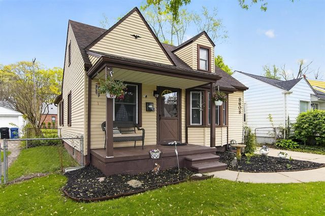 9608 Tecumseh Avenue, Redford Charter Twp, MI 48239