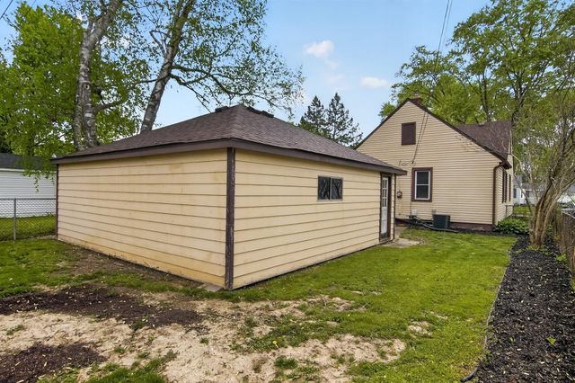 9608 Tecumseh Avenue, Redford Charter Twp, MI 48239