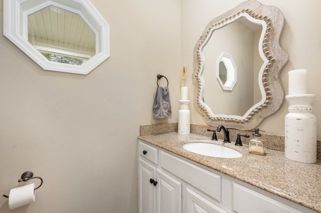 4751 Thick Rd, Chapel Hill, TN 37034