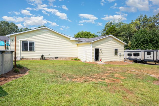 4751 Thick Rd, Chapel Hill, TN 37034