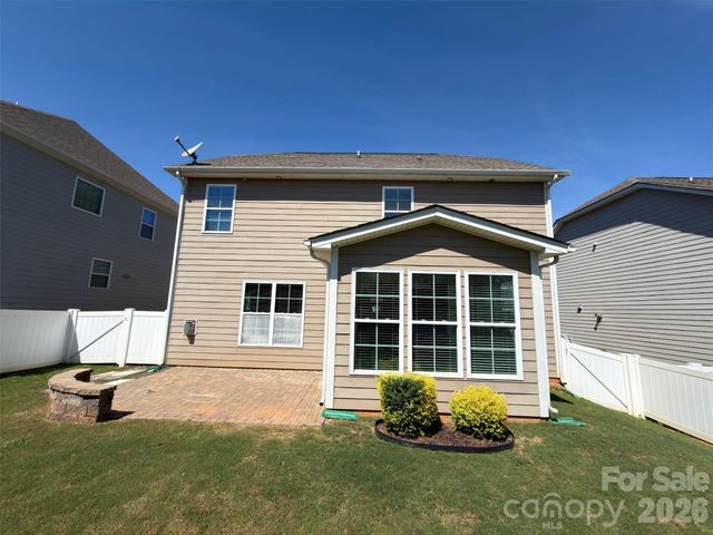 5015 Sea Cliff Lane, Lancaster, SC 29720