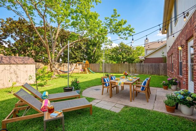 2138 Mossy Trail Drive, Katy, TX 77450