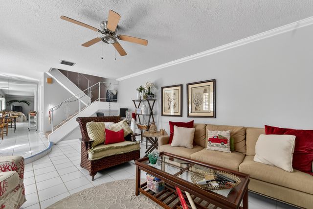141 E RIVERSIDE Drive 10D, Jupiter, FL 33469