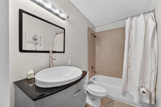 141 E RIVERSIDE Drive 10D, Jupiter, FL 33469