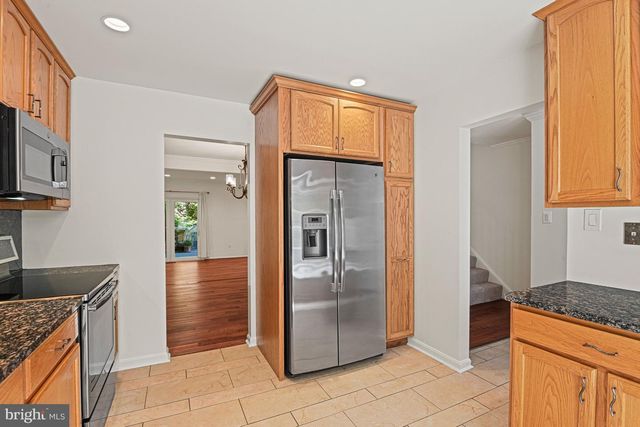 7422 TIMBEROCK RD, Falls Church, VA 22043