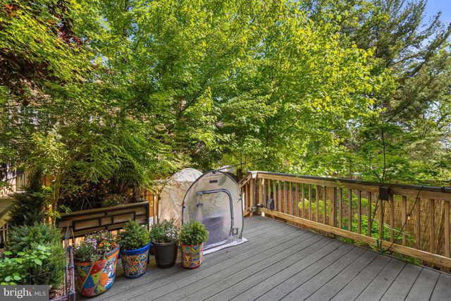 7422 TIMBEROCK RD, Falls Church, VA 22043