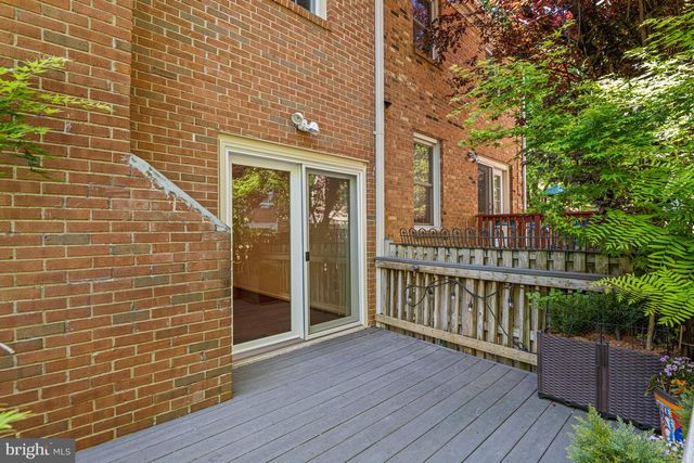 7422 TIMBEROCK RD, Falls Church, VA 22043