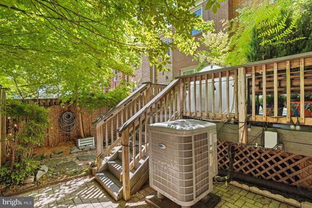 7422 TIMBEROCK RD, Falls Church, VA 22043