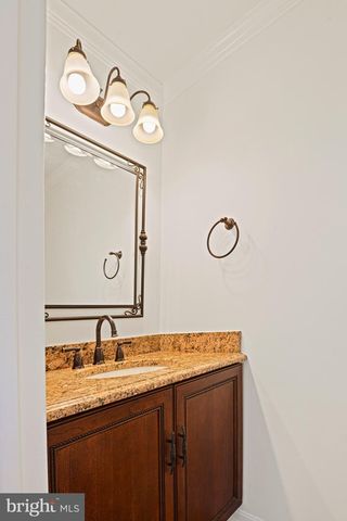7422 TIMBEROCK RD, Falls Church, VA 22043